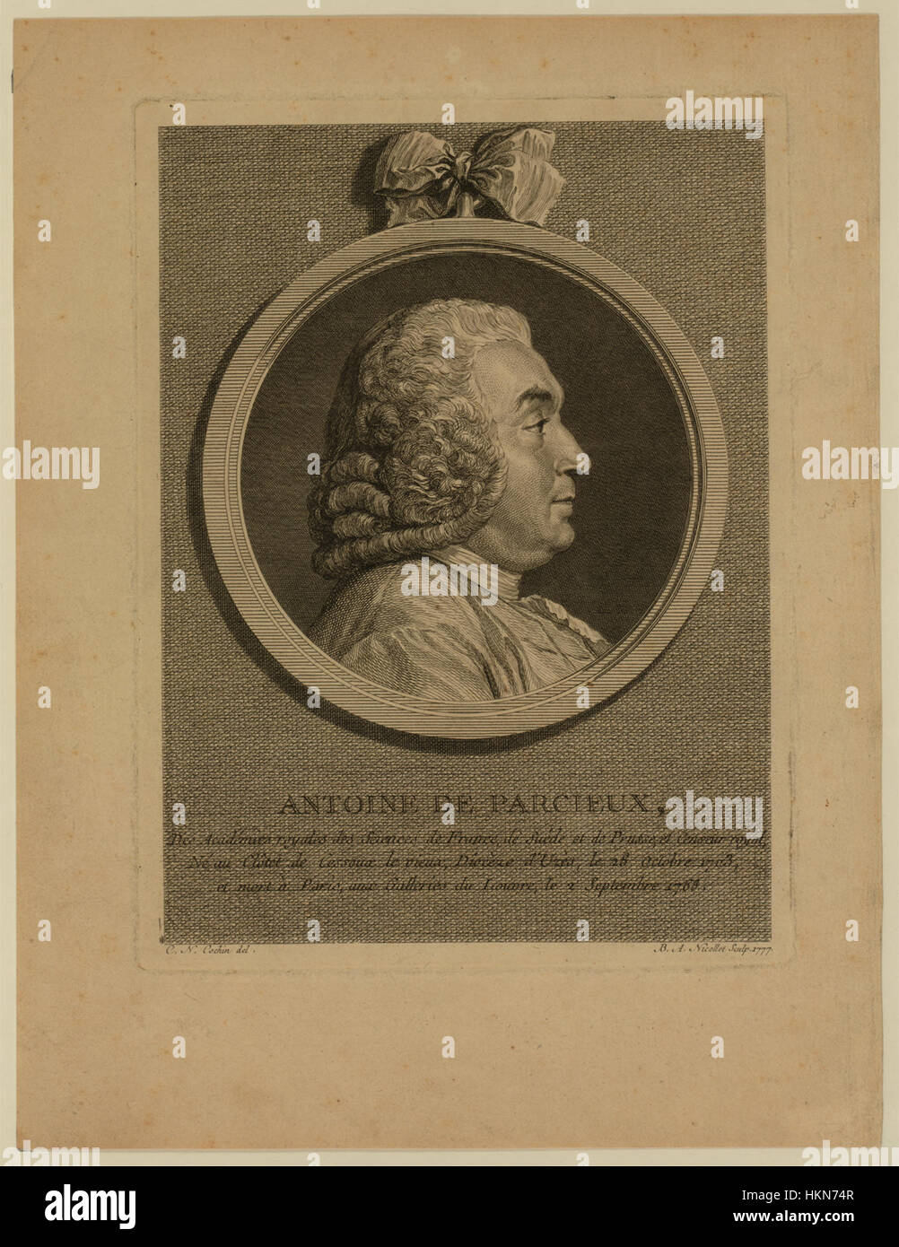Die Gravur von Antoine Deparcieux zeigt komplizierte Details und spiegelt sein Können wider, feine Linien und historische Motive mit Präzision und künstlerischer Meisterschaft festzuhalten. Stockfoto