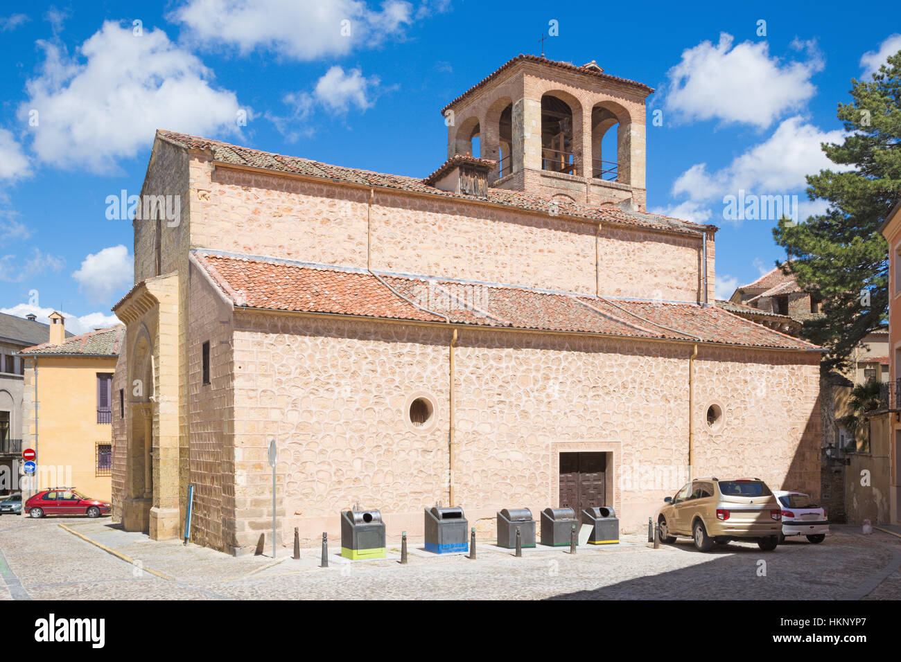 Segovia - die romanische Kirche Iglesia de San Sebastian. Stockfoto