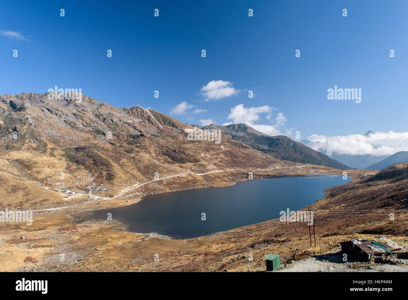 Kupup oder Elephant Lake. Es ist eines der heiligsten Seen von Sikkim, mit hohen Bergen und Tälern, die angrenzenden. Stockfoto