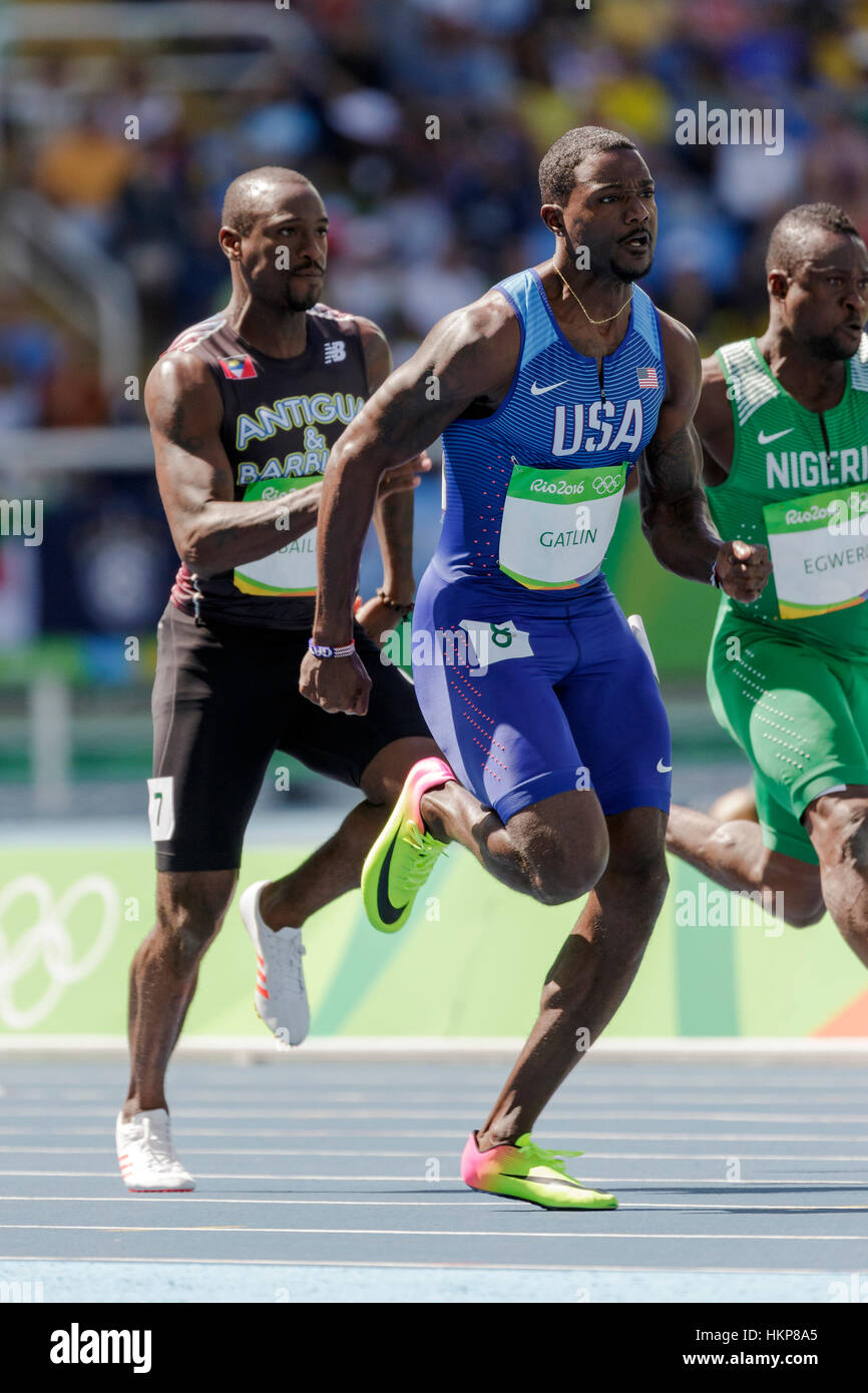 Rio De Janeiro, Brasilien. 13. August 2016. Justin Gatlin (USA) im Wettbewerb mit den Herren 100m Vorläufe bei den Olympischen Sommerspielen 2016. © Paul J. Sutton/PCN Ph Stockfoto