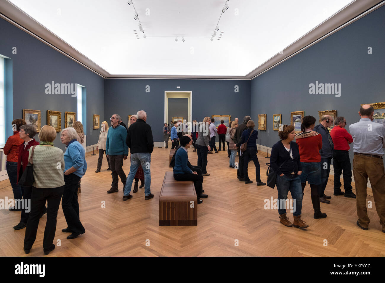 Besucher im neuen Museum Barberini in Potsdam Deutschland Stockfoto
