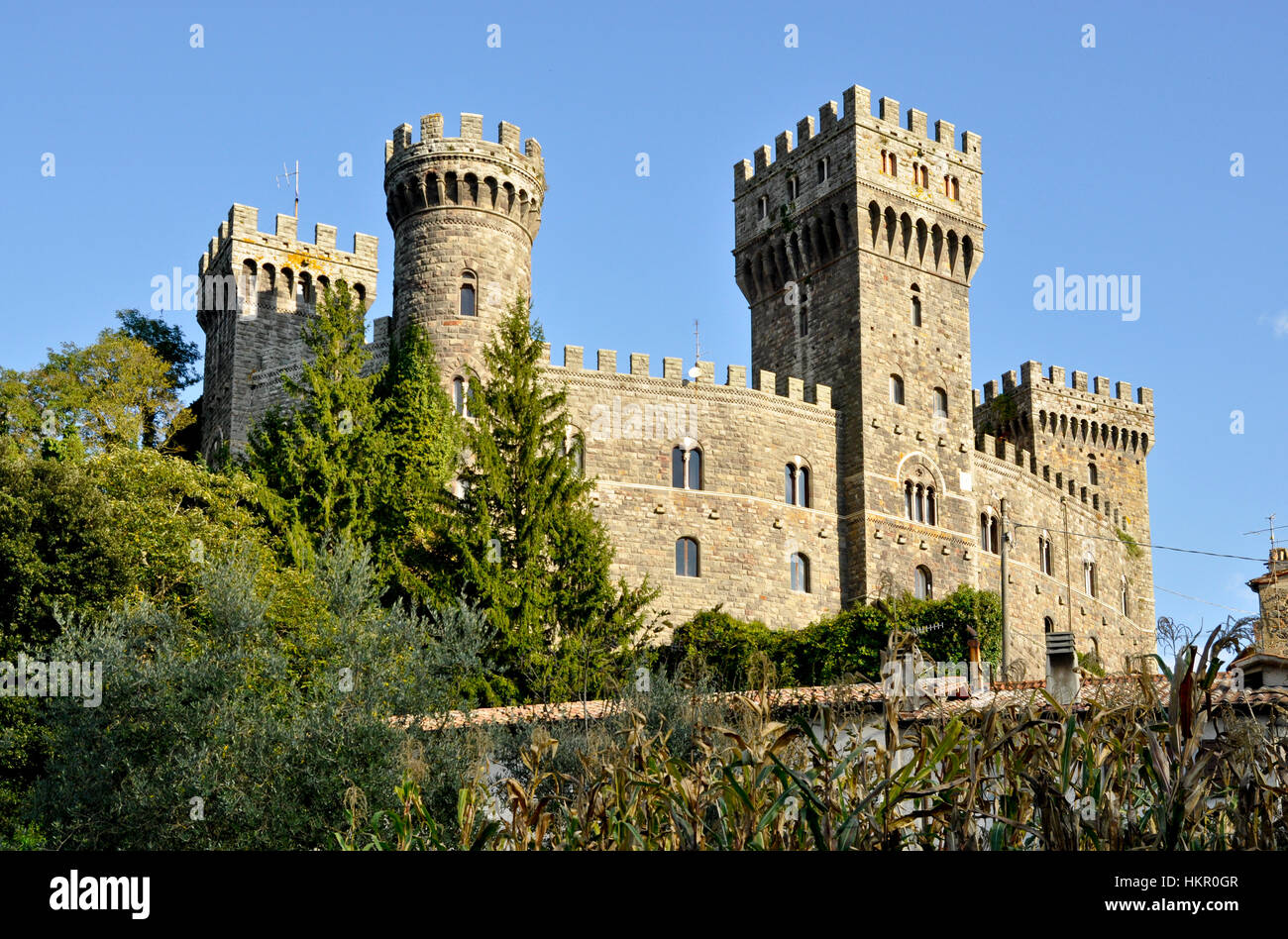 Die Burg Von Torre Alfina Stadt In Der Nahe Von Viterbo Italien Stockfotografie Alamy