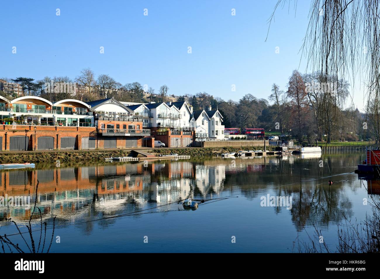 Riverside Apartments im Richmond auf Themse Surrey UK Stockfoto