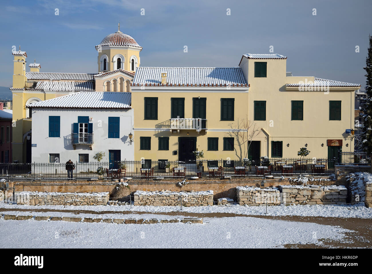 Plaka und Roman Market unter Schnee Stockfoto