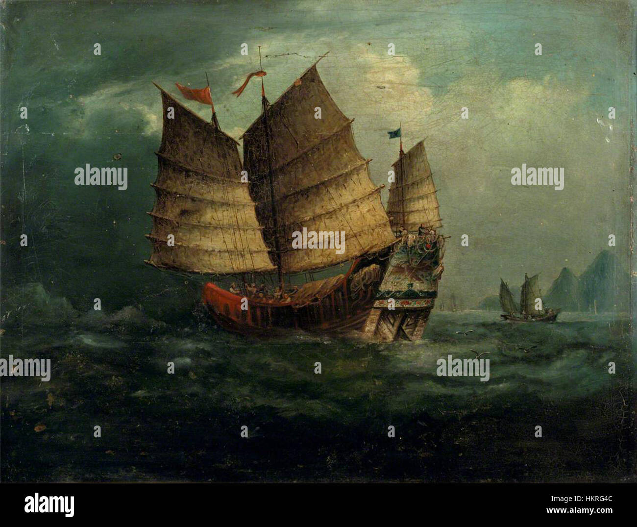 Das Gemälde chinesischer Dschunken aus der Zeit um 1850 zeigt traditionelle Segelschiffe, die in Ostasien verwendet wurden, und zeigt ihre unverwechselbaren Designs und die maritime Kultur der Region Mitte des 19. Jahrhunderts. Stockfoto