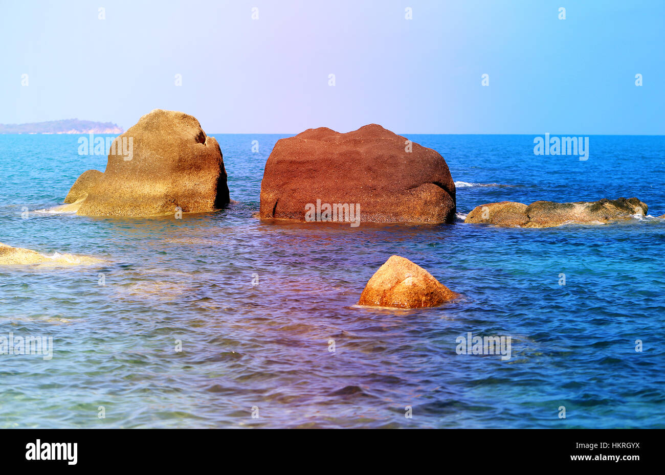 Fotos Meer Landschaft mit wunderschönen sonnigen Tag Wellen Stockfoto