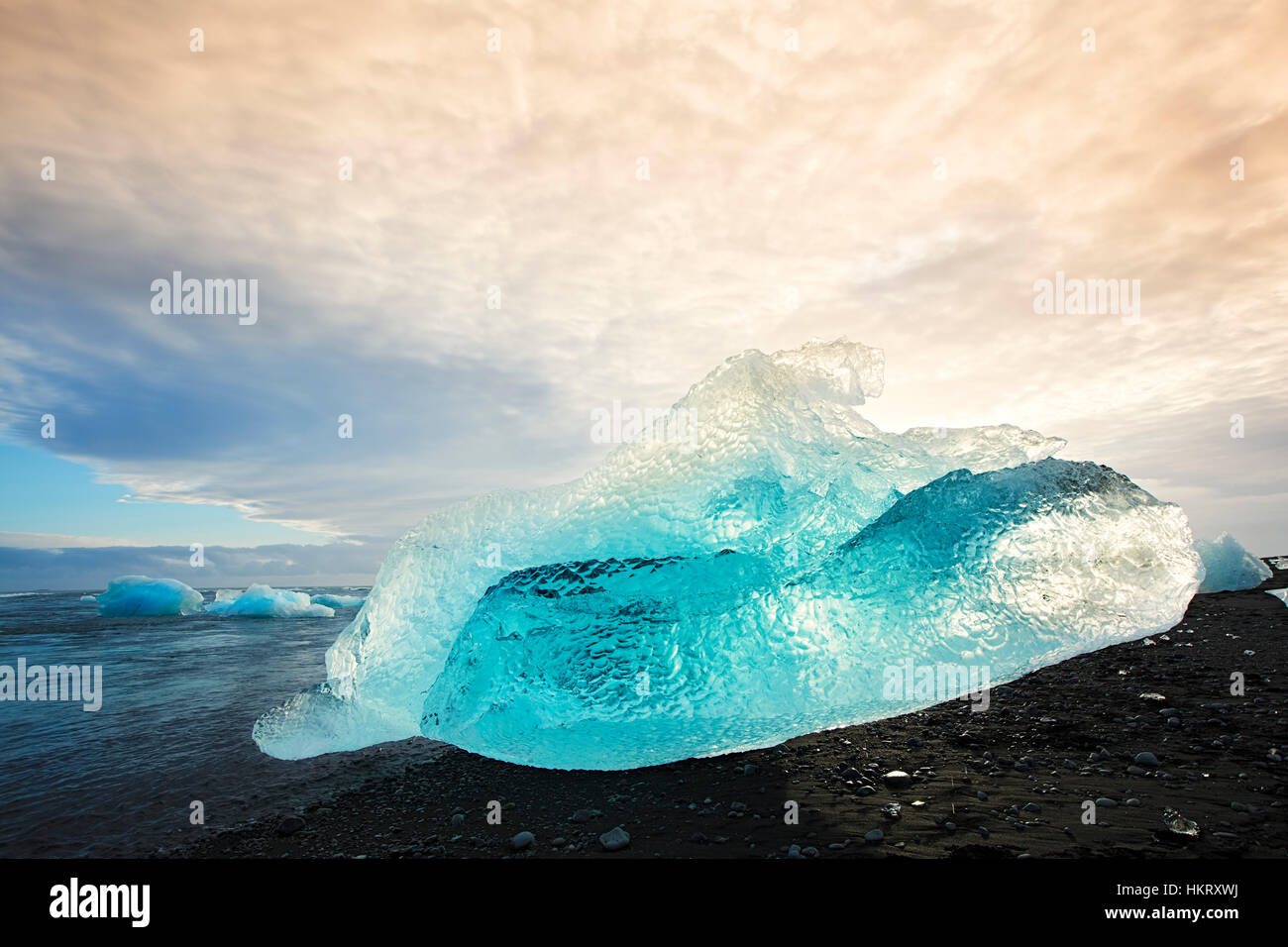 Gletschersee Jökulsárlón Gletschersee, Vatnajökull National Park im Südosten von Island - Eisberge auf Diamond Beach Stockfoto