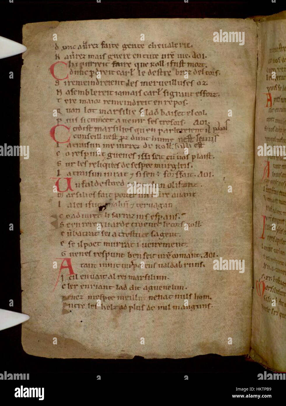 La Chanson de Roland ist ein mittelalterliches Manuskript in den Bodleian Libraries. Diese Seite zeigt eine Illustration des legendären französischen Helden Roland, Teil des epischen Gedichts. Das Kunstwerk bietet einen Einblick in die mittelalterliche Literatur und ihre heroischen Themen. Stockfoto