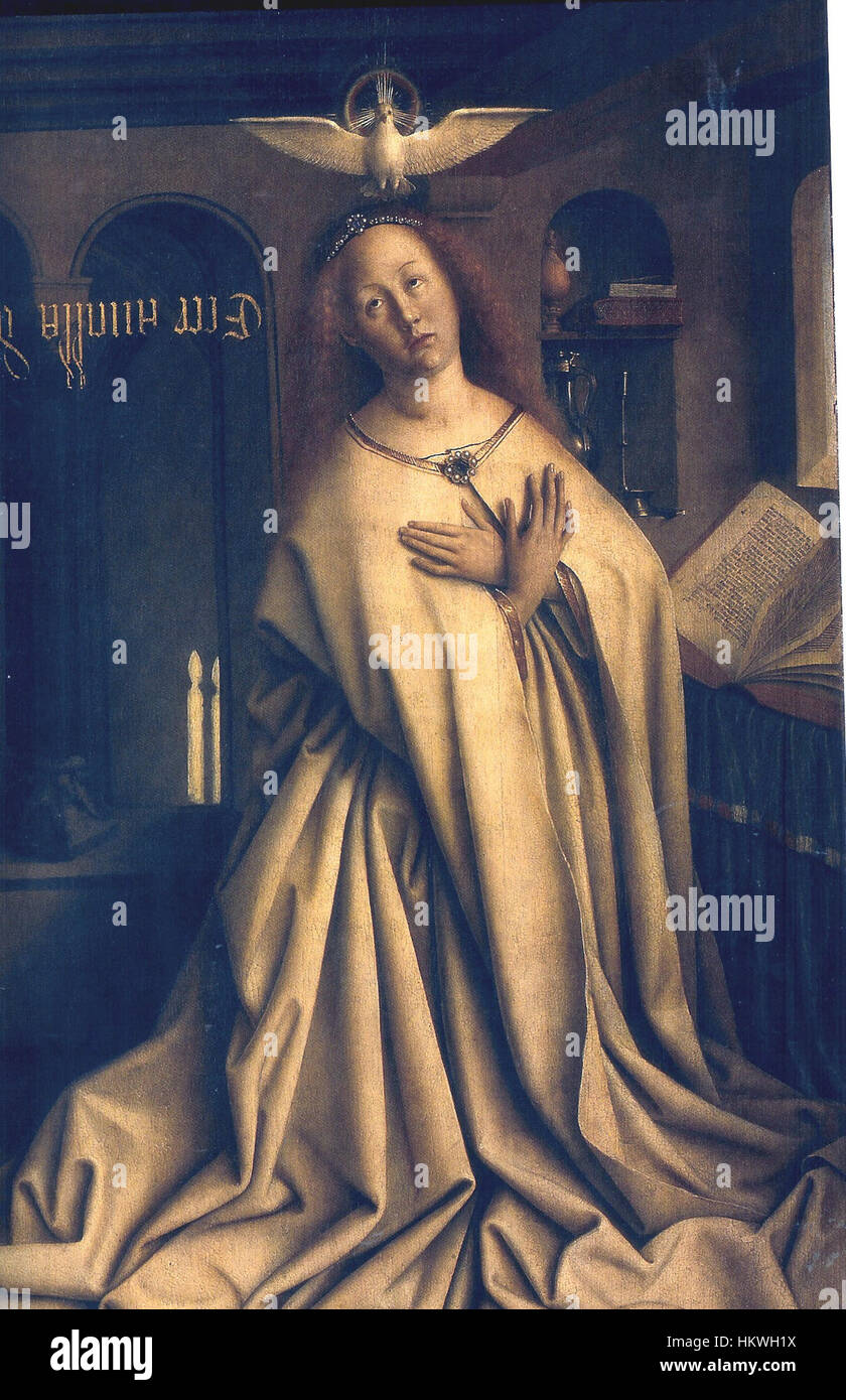 Der Genter Altar, der von den Brüdern Van Eyck geschaffen wurde, enthält mehrere Tafeln, darunter eine, die die Botschaft der Jungfrau Maria darstellt. Dieser Altaraufsatz, ein ikonisches Meisterwerk der Kunst der frühen nördlichen Renaissance, ist bekannt für seine detaillierte Ikonographie und symbolischen religiösen Bilder. Stockfoto