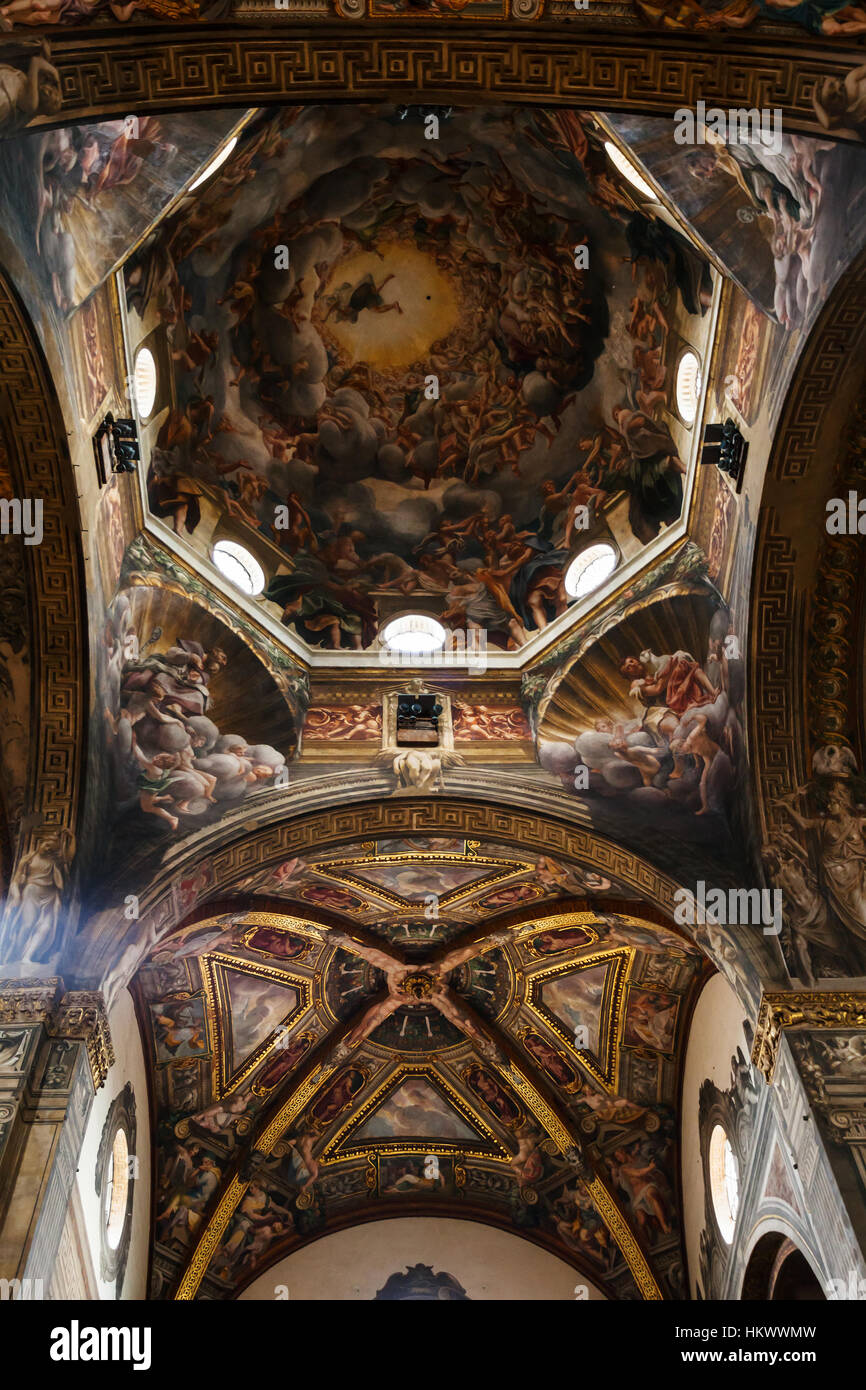 PARMA, Italien - 3. November 2012: Kuppel des Dom in Parma Stadt. Der Bau der Kirche wurde 1059 durch Bischof Cadalo begonnen und war folgen Stockfoto