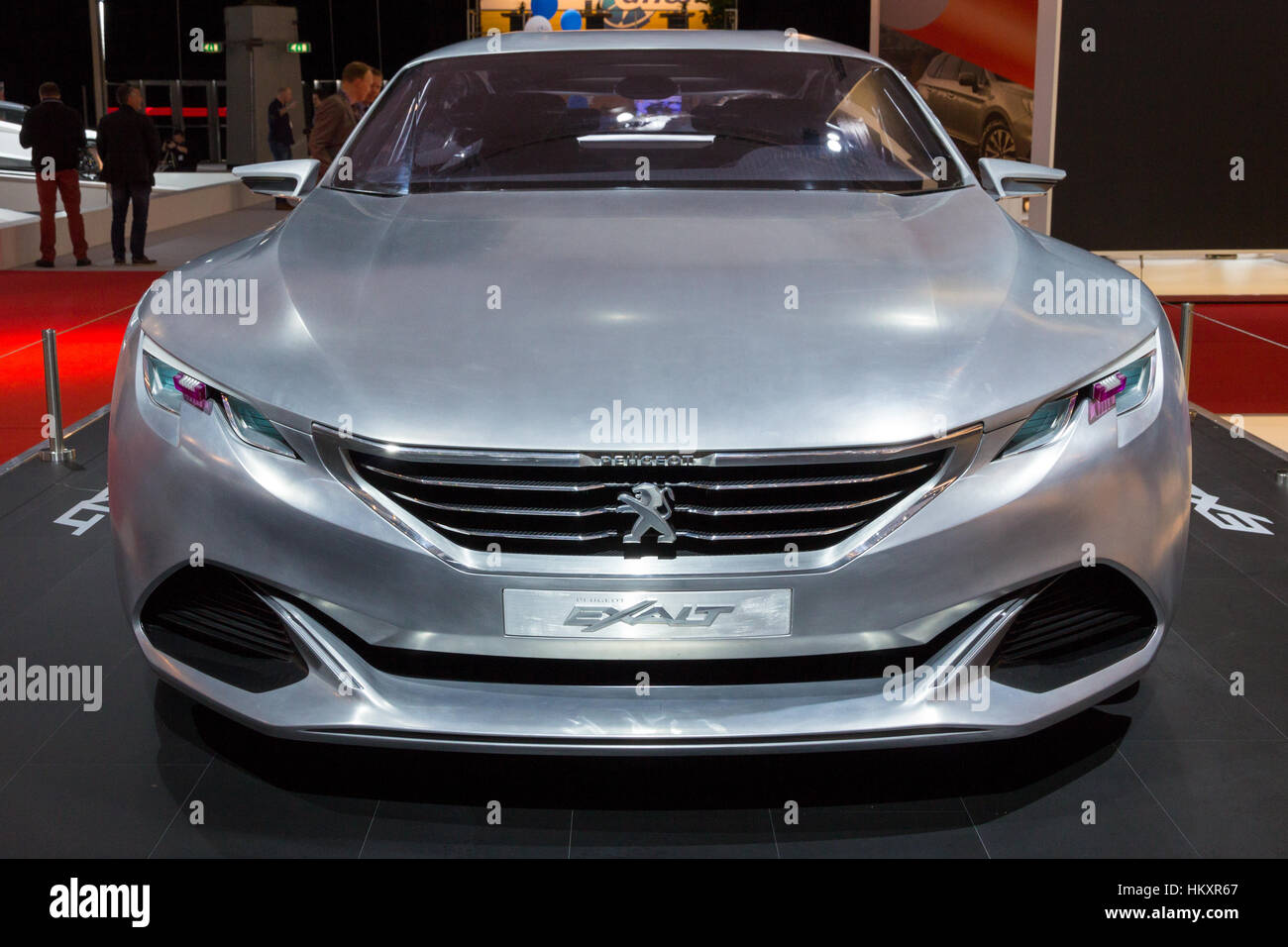 AMSTERDAM - 16. April 2015: Peugeot Exhalt Concept Car auf der AutoRAI 2015. Stockfoto