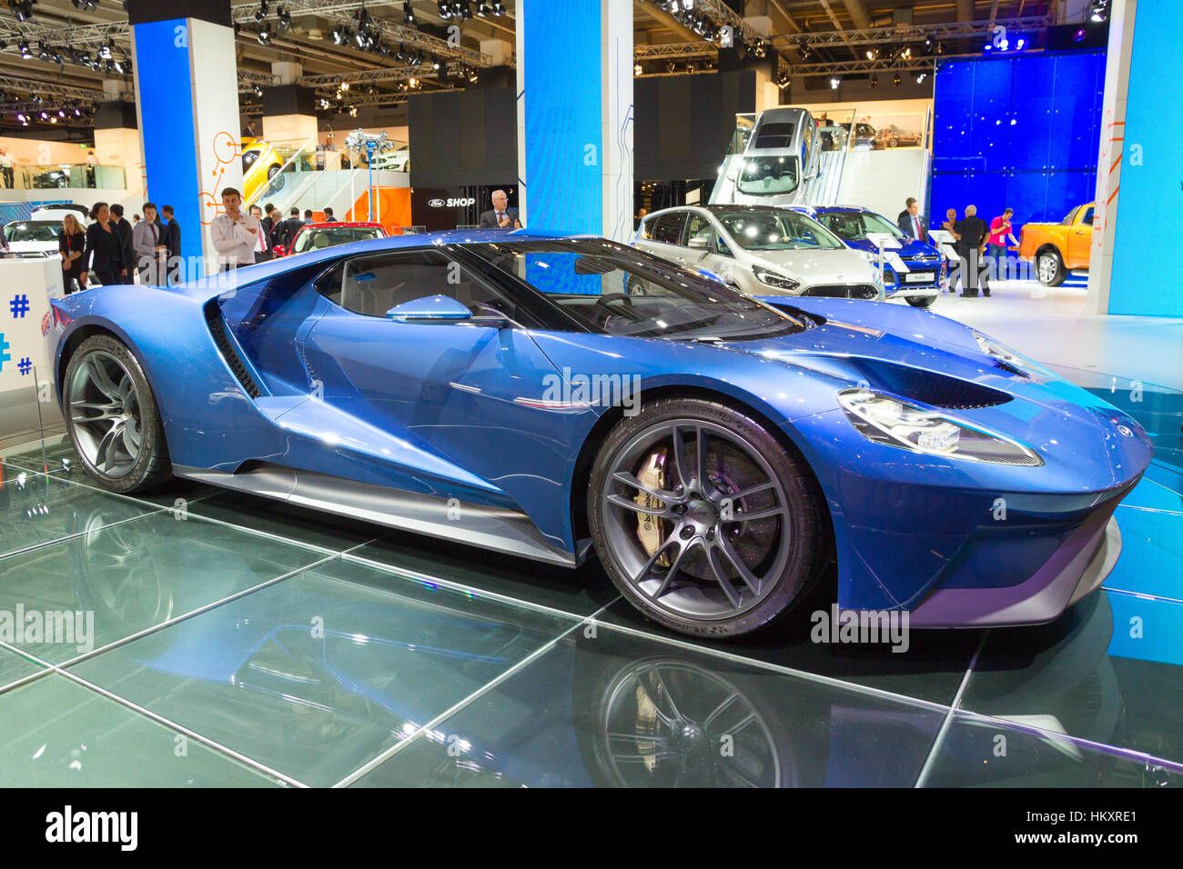 FRANKFURT, GERMANY - SEP 16, 2015: Ford GT Supersportwagen auf der IAA 2015 gezeigt. Stockfoto