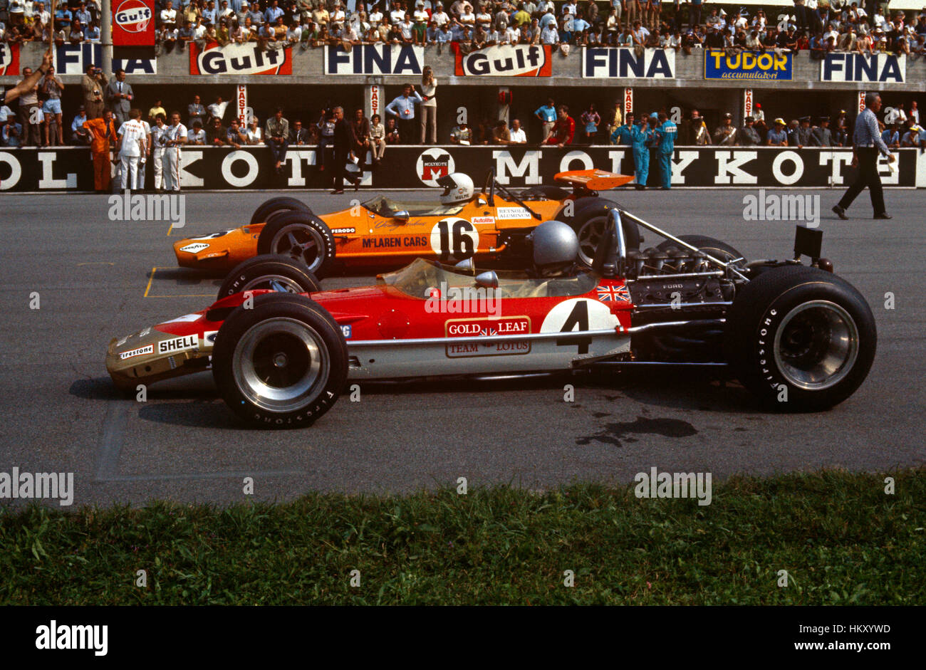 1969 Jochen Rindt Lotus 49 2. Denny Hulme McLaren M7A Monza Italien GP starten Raster Italien Stockfoto