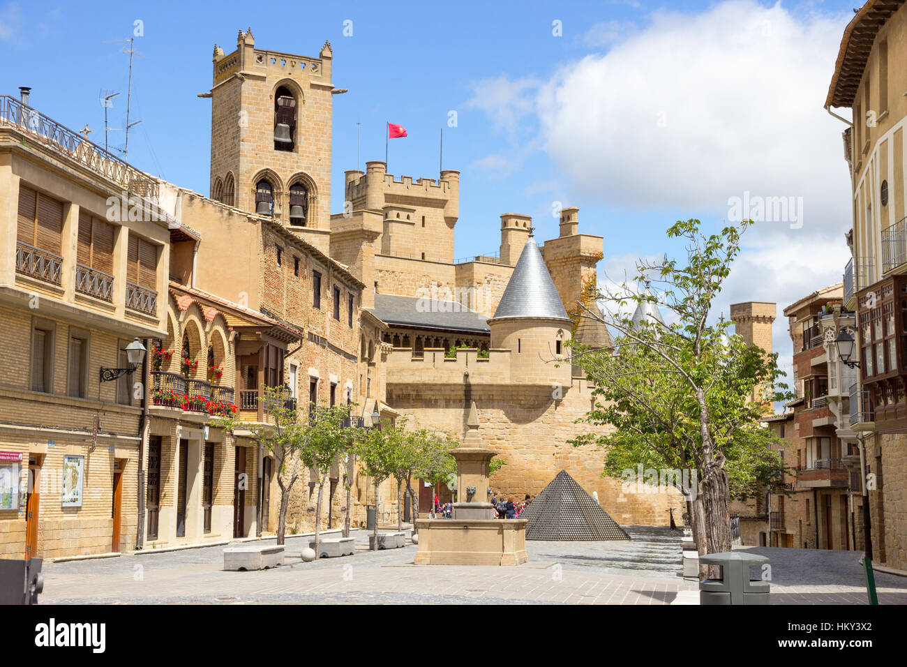 Mittelalterliche Dorf von Olite in Navarra, Spanien Stockfoto