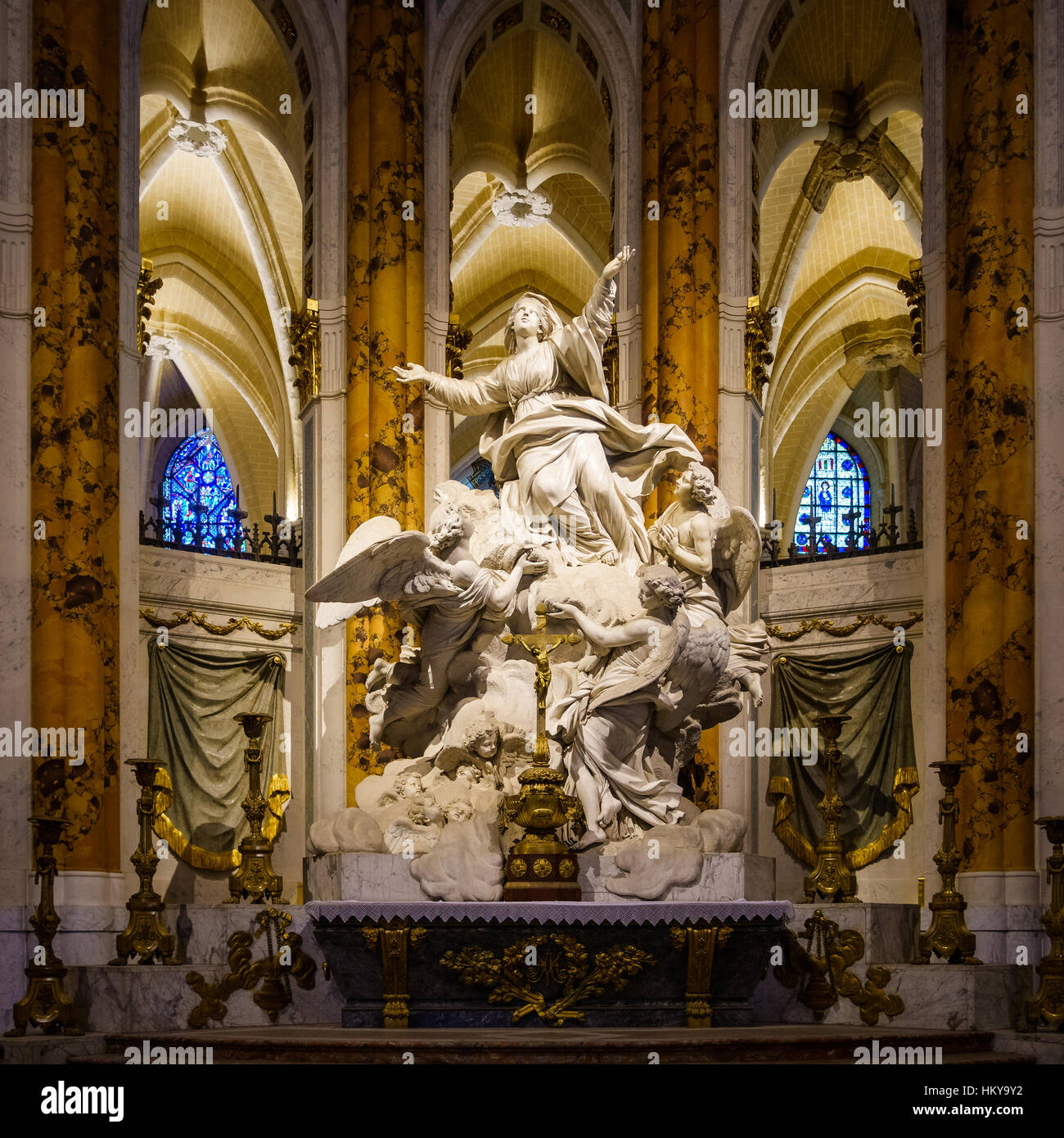 Die Himmelfahrt der Jungfrau von Charles-Antoine Bridan in der Kathedrale von Chartres auch bekannt als die Kathedrale von Notre Dame von Chartres, Frankreich Stockfoto
