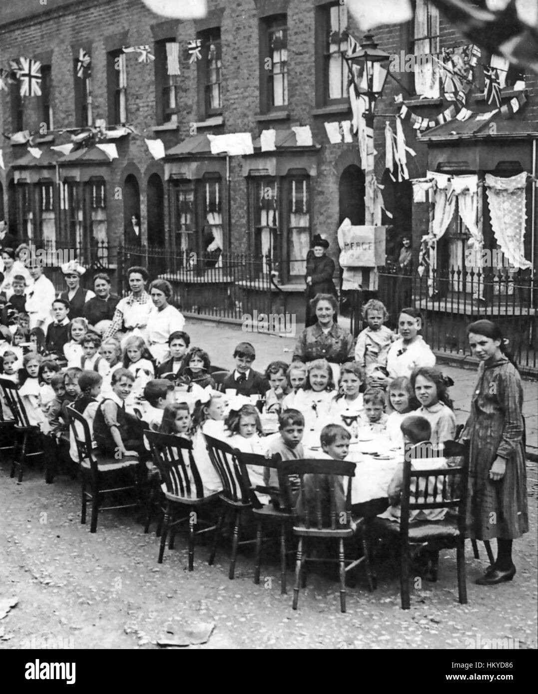 EAST LONDON STREET Sieg PARTY im Jahre 1945 Stockfoto