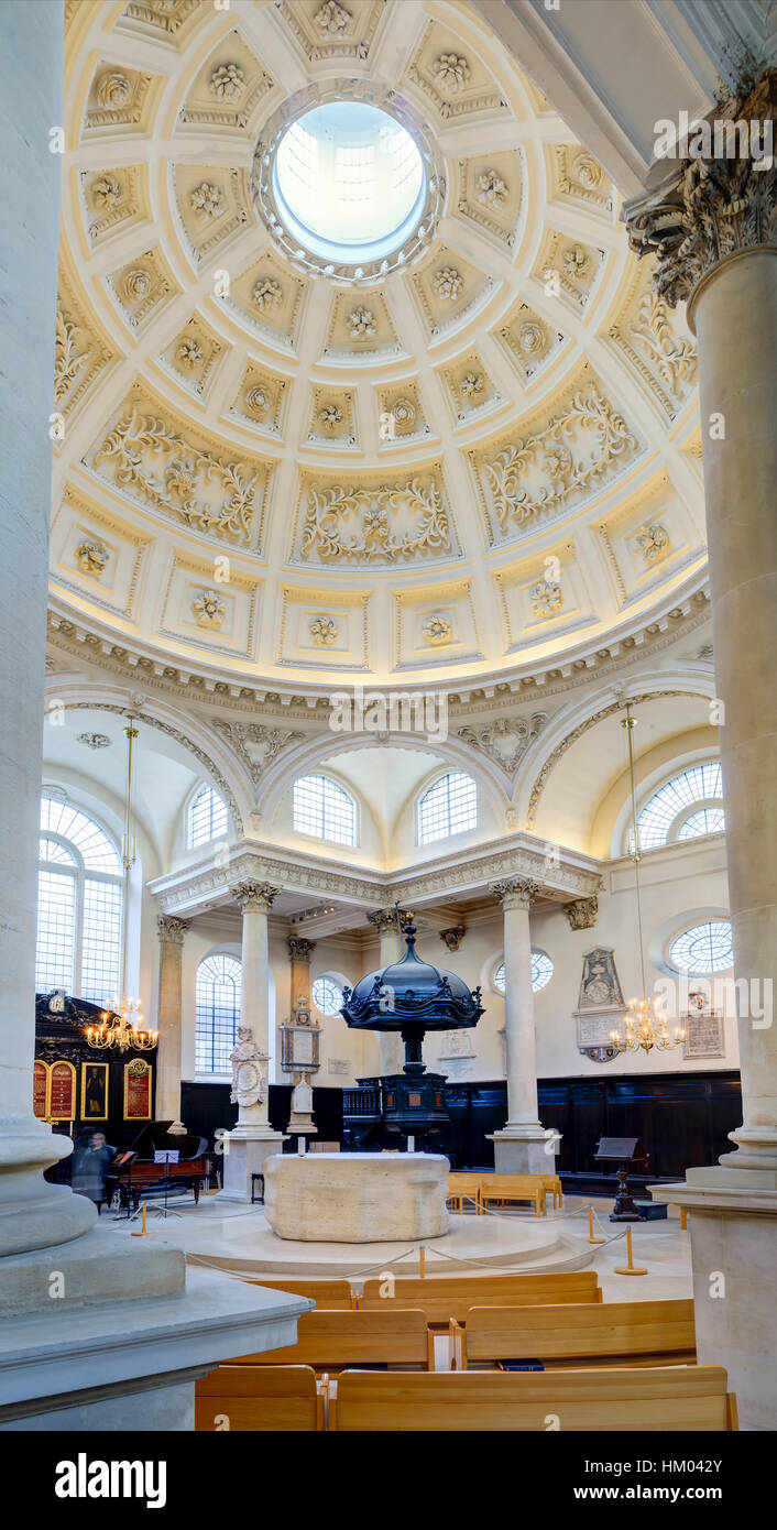 Innenraum der St. Stephen Walbrook Curch in der City of London, Vereinigtes Königreich Stockfoto