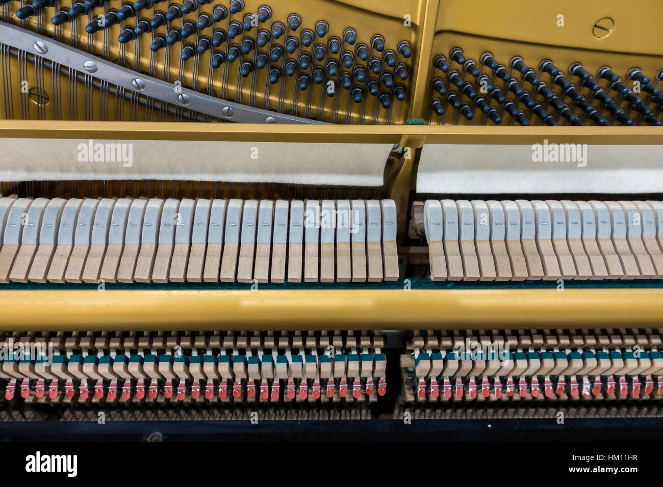 Nahaufnahme von innen Klavier Stockfotografie - Alamy