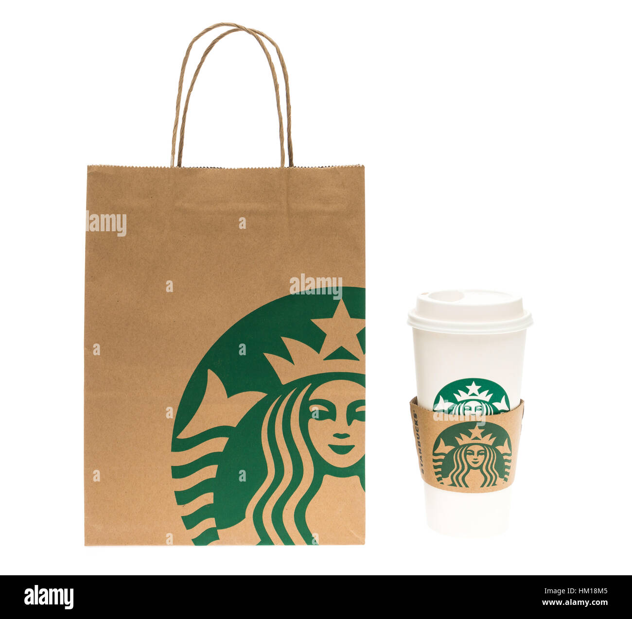 Loei, THAILAND - 23. September 2015: Papiertüte und Tasse Starbuck Kaffee gemischt Getränke bei Loei, Thailand. Stockfoto