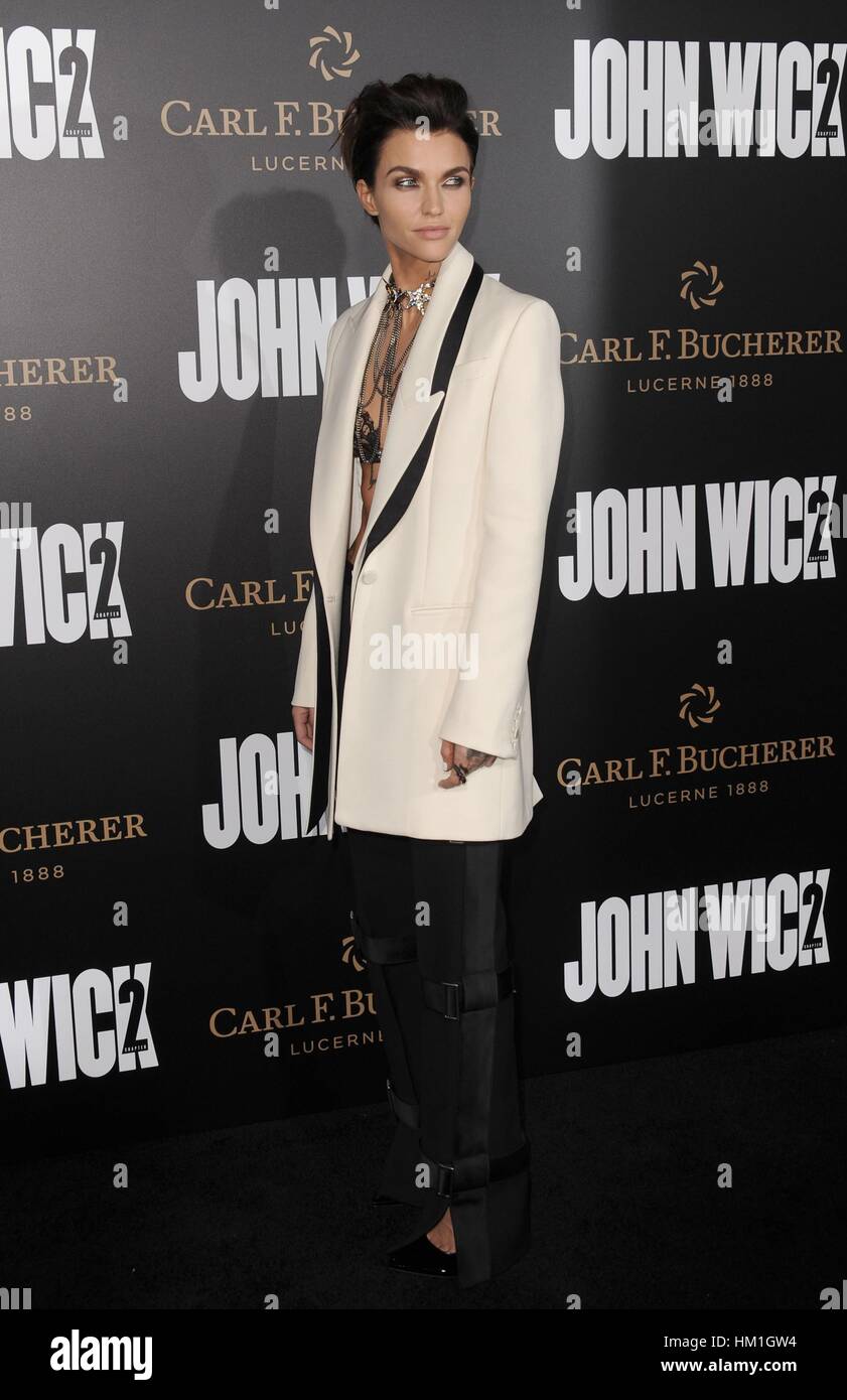 Los Angeles, CA, USA. 30. Januar 2017. Ruby Rose im Ankunftsbereich für JOHN WICK: CHAPTER TWO Premiere, Arclight Hollywood, Los Angeles, CA 30. Januar 2017. Bildnachweis: Dee Cercone/Everett Collection/Alamy Live-Nachrichten Stockfoto