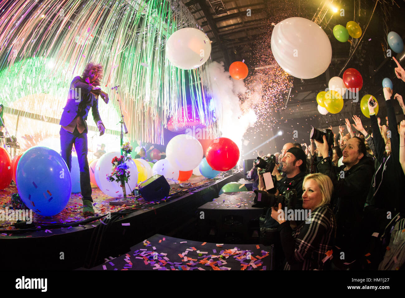 Mailand, Italien. 30. Januar 2017. Die US-amerikanische Rock Band THE FLAMING LIPS führt live auf der Bühne in Alcatraz während "Es sollte sein Einhörner Tour 2017" Credit: Rodolfo weitertransferiert/Alamy Live News Stockfoto