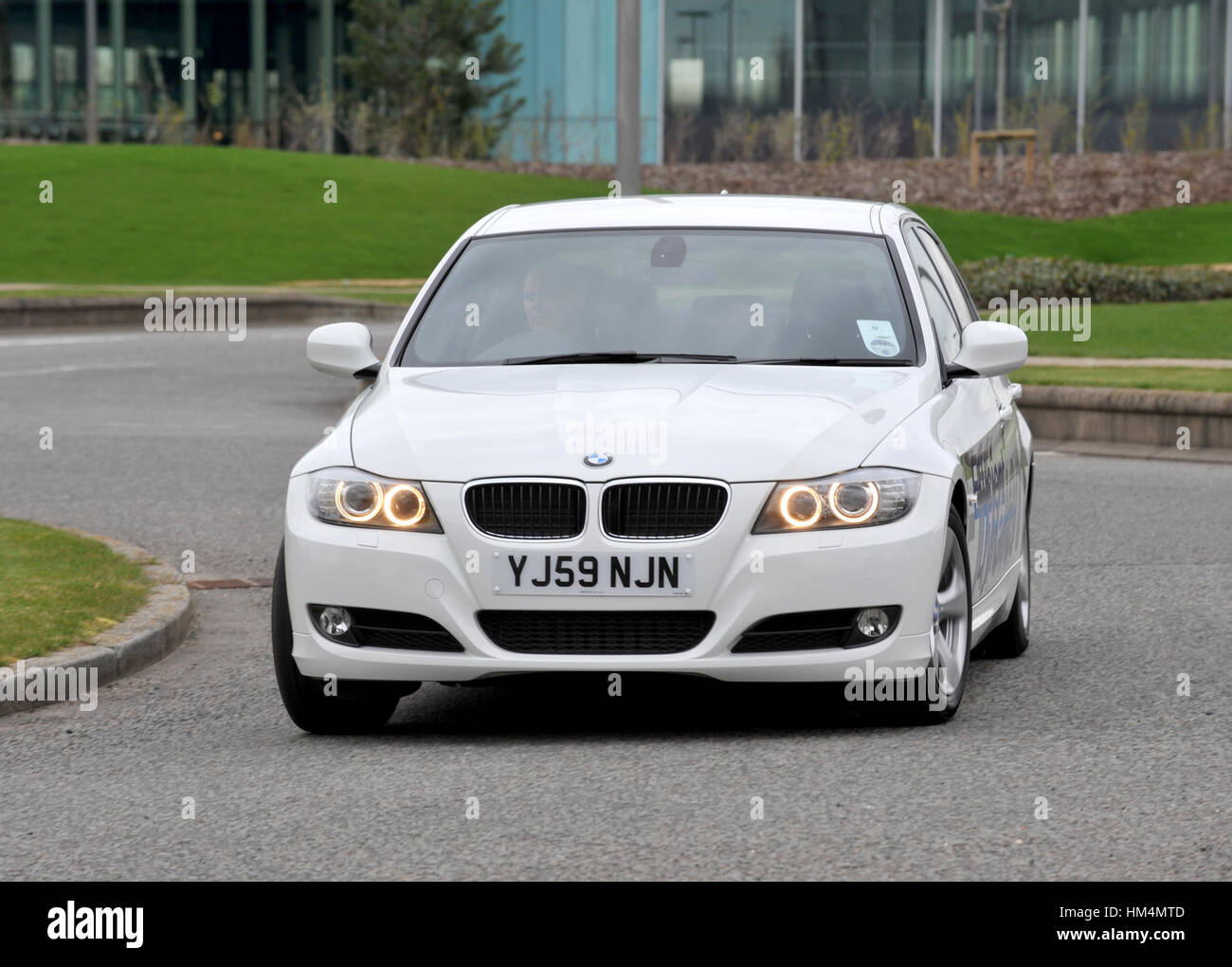 2010 BMW 320d Efficient Dynamics hohe MPG Diesel Premium-Limousine  Stockfotografie - Alamy