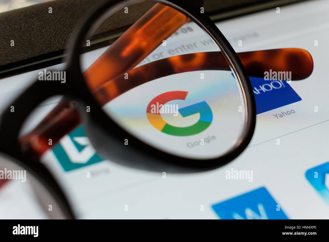 Google Logo auf dem ipad tablet pc-Bildschirm Stockfoto