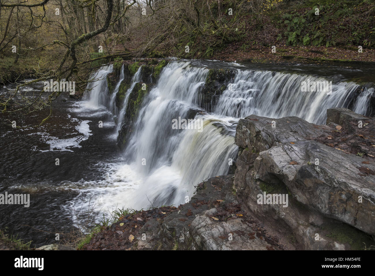 Fallen Sie Sgwd y Pannwr, die Fuller Afon Mellte, Ystradfellte, vier Wasserfälle, Brecon Beacons. Stockfoto