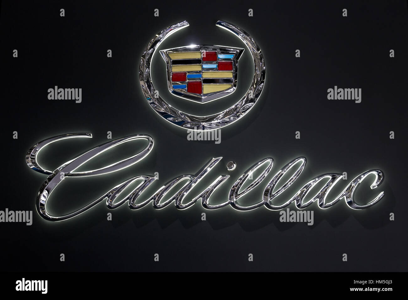FRANKFURT, GERMANY - SEP 13: Cadillac-Symbol auf der IAA motor Show am Sep 13, 2013 in Frankfurt am Main. Mehr als 1,000 Aussteller aus 35 Ländern sind pres Stockfoto