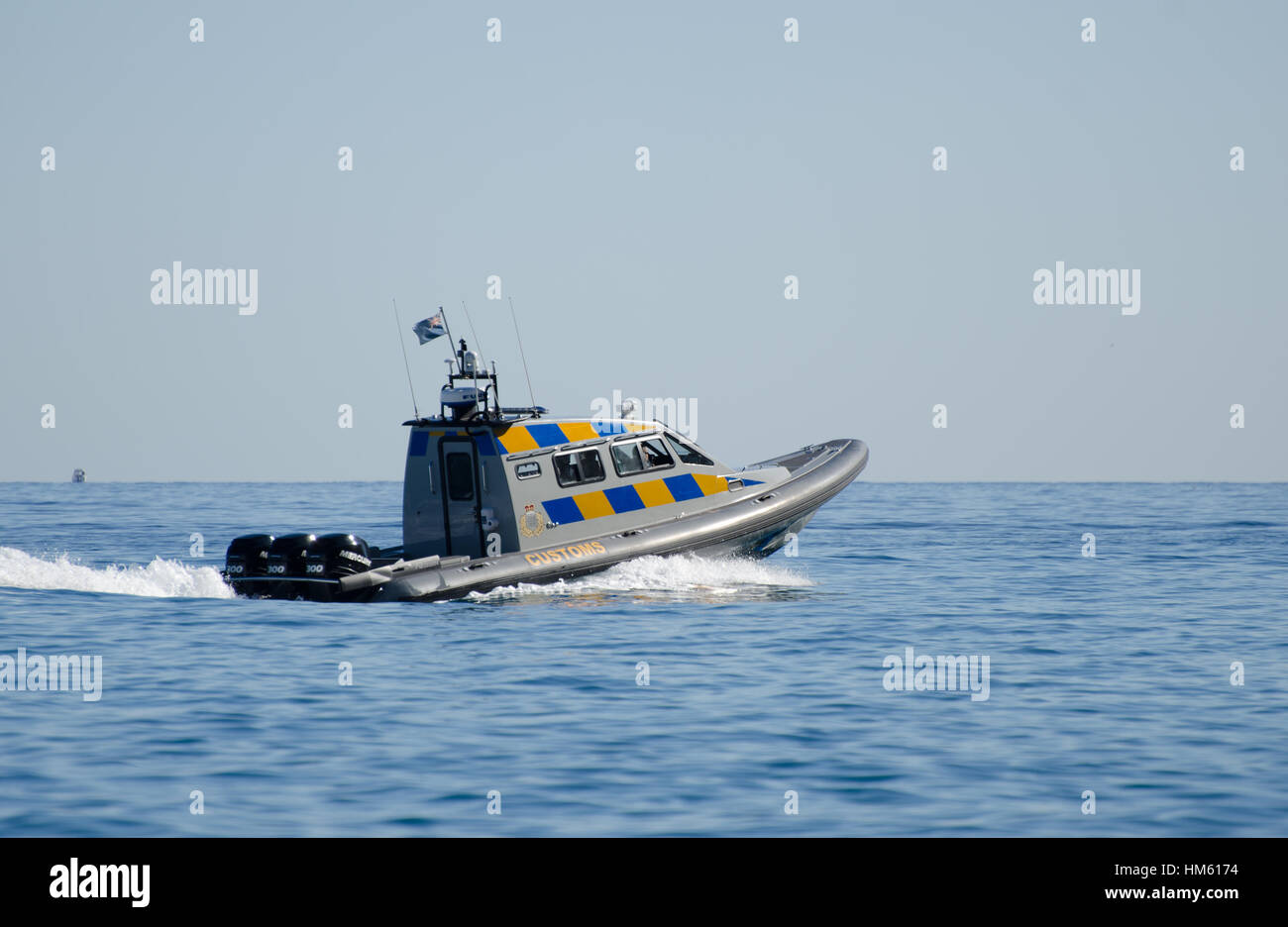 Gibraltar Zoll Boot patrouillieren in den Gewässern an der Ostseite des Felsens von Gibraltar Stockfoto
