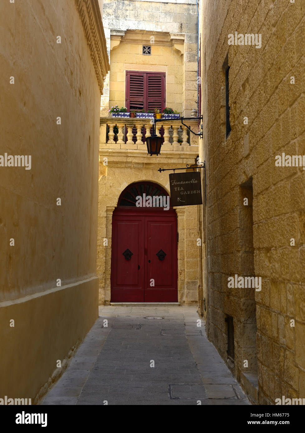 Zeichen führen führenden Fontanella Restaurant Café Mdina Malta alte Hauptstadt und die Stille Stadt Straße mediterranen Straßen Seite Stockfoto