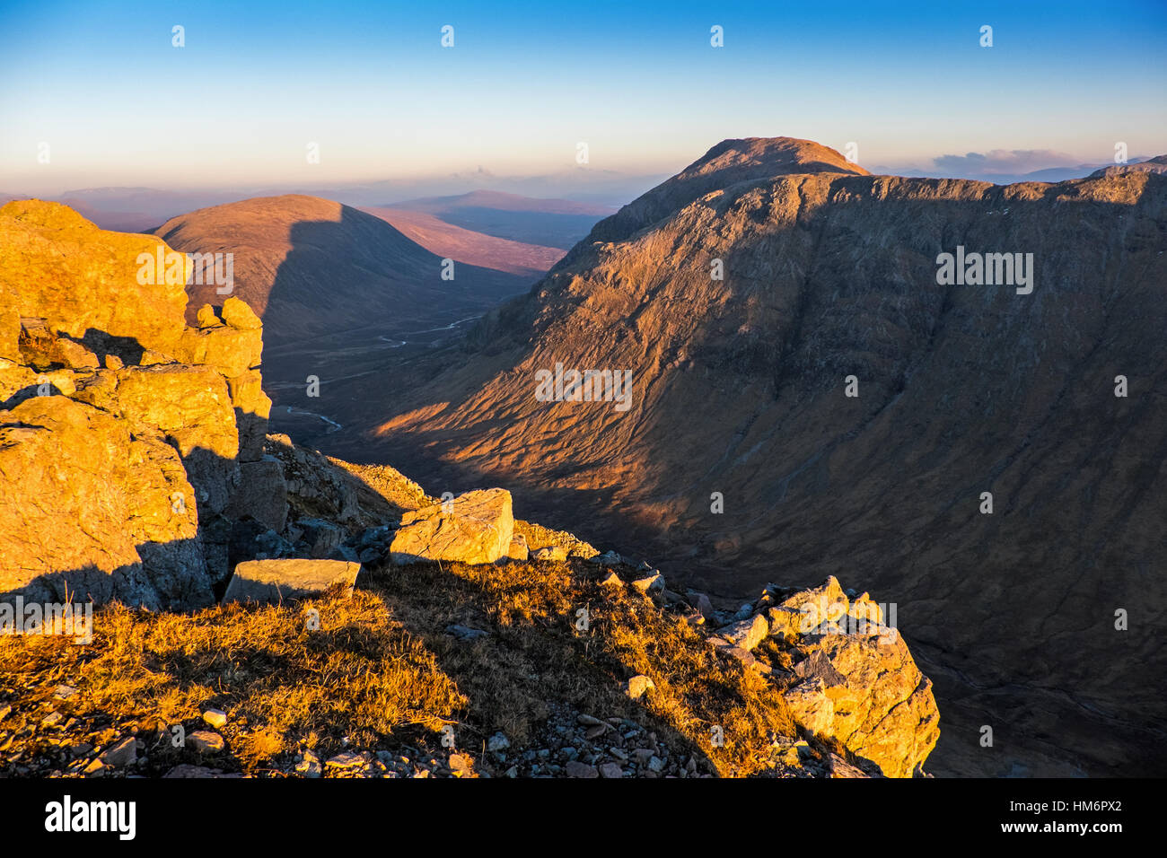 Buchaille Etive Mor aus Buchaille Etive Beag, Glencoe, Schottland Stockfoto