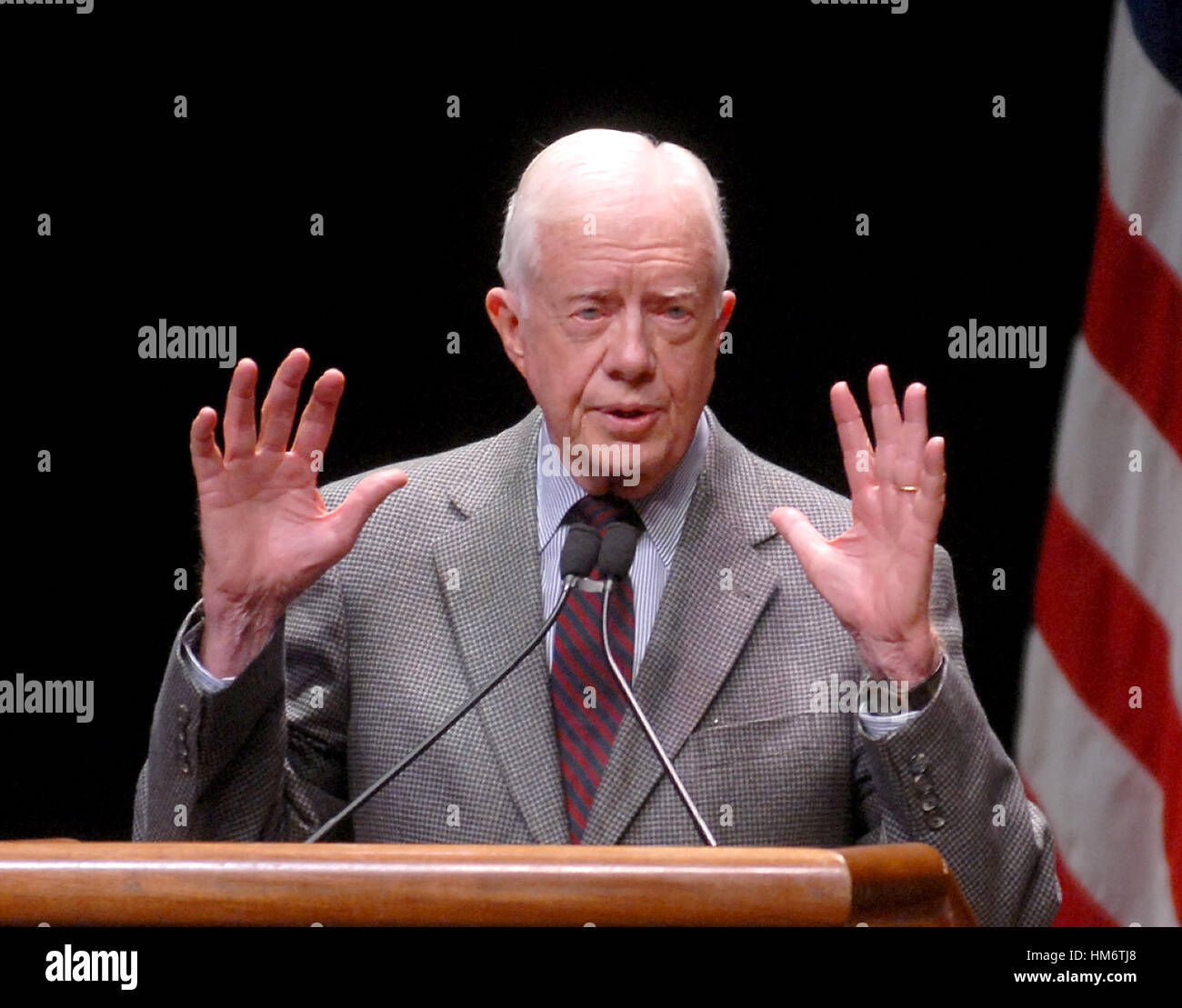 Washington, D.C. - 8. März 2007--ehemalige US-Präsident Jimmy Carter spricht zu Studenten an der George Washington University in seinem umstrittenen Buch "Palästina: Frieden nicht Apartheid" in Washington, D.C. am Donnerstag, den 8. März 2007..Credit: Ron Sachs Stockfoto