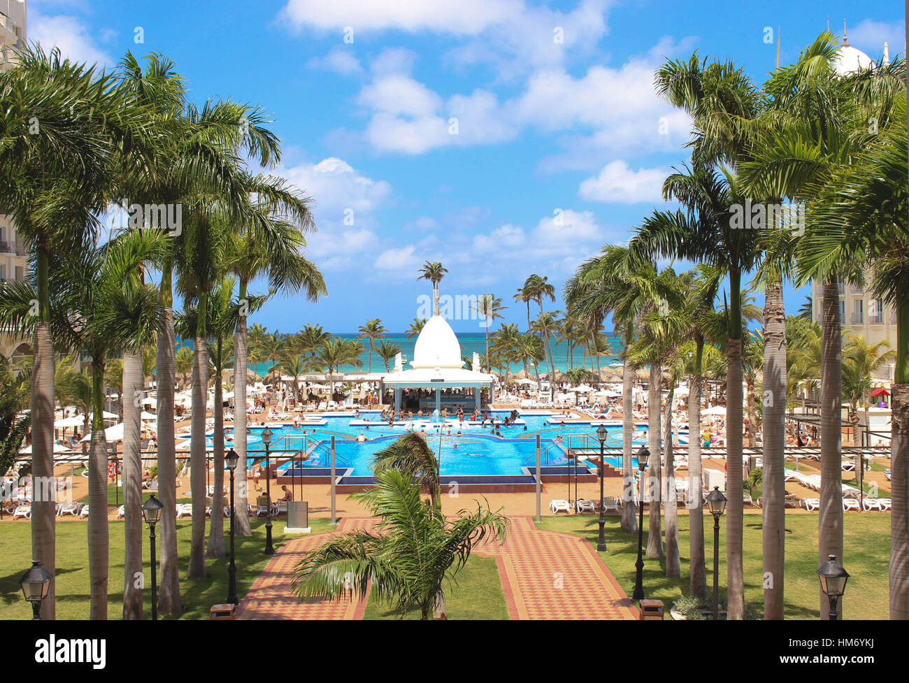 Sicht aus dem Garten des Riu Palace Aruba Stockfoto