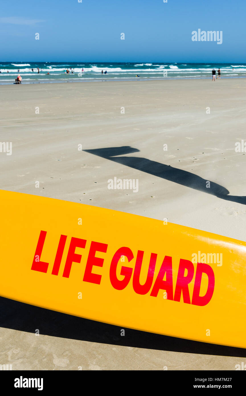 Eine lebensrettende Rettung Surfbrett von Rettungsschwimmern verwendet. Stockfoto
