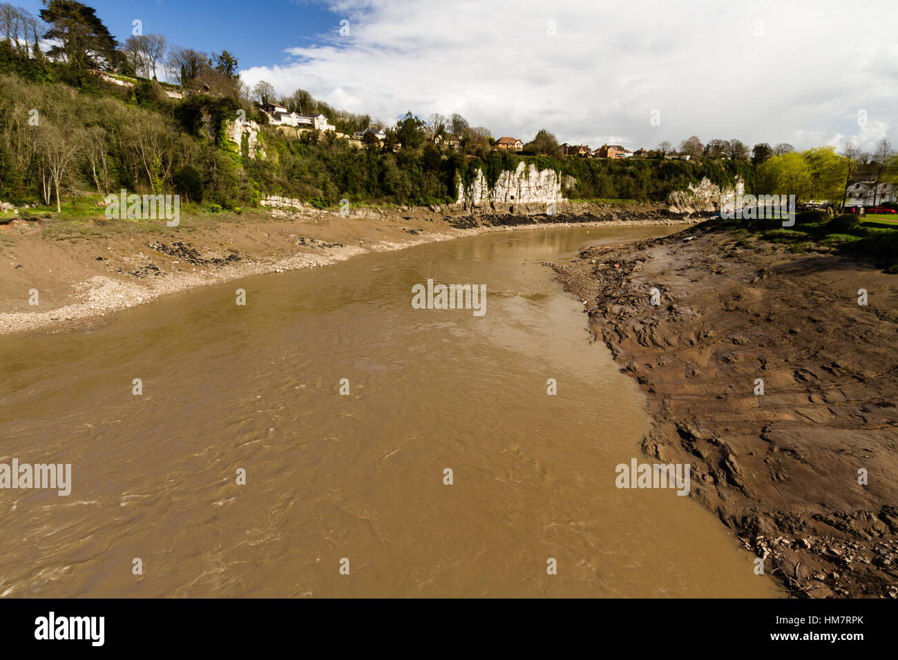 Die tidal River Wye, schlammigen bei Chepstow. Stockfoto
