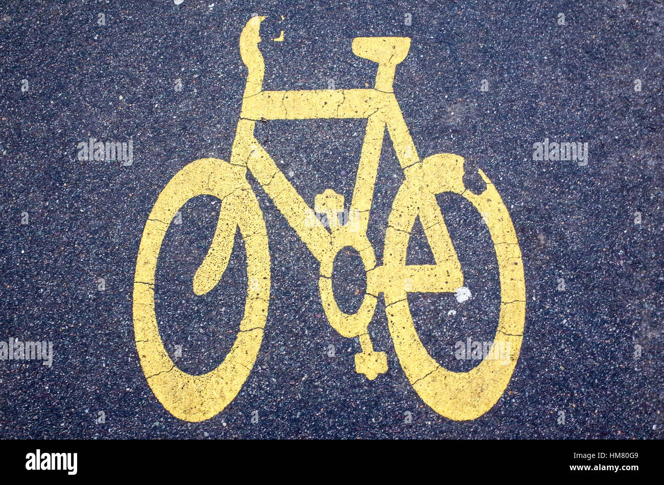 Fahrrad-Logo auf einem Radweg Stockfoto