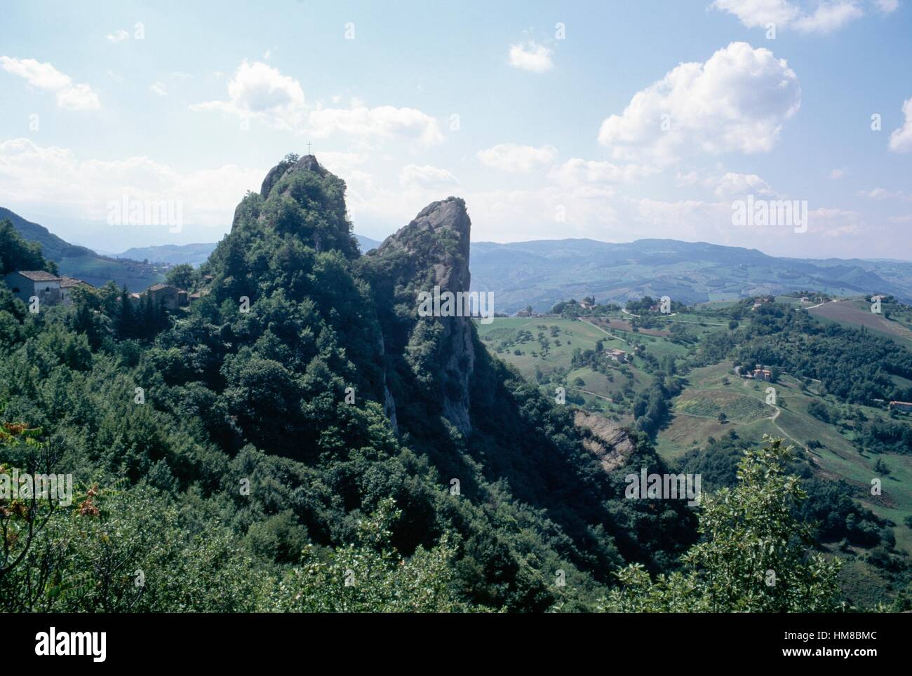 Felsigen Gipfeln in den Sassi di Roccamalatina Regionalpark, Emilia-Romagna, Italien. Stockfoto