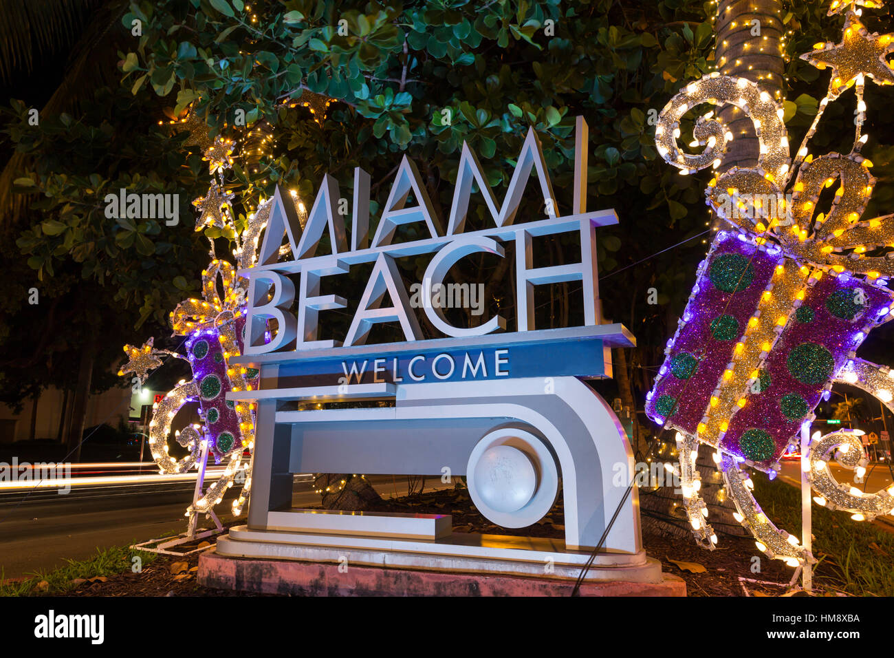 Miami beach christmas decorations -Fotos und -Bildmaterial in hoher  Auflösung – Alamy