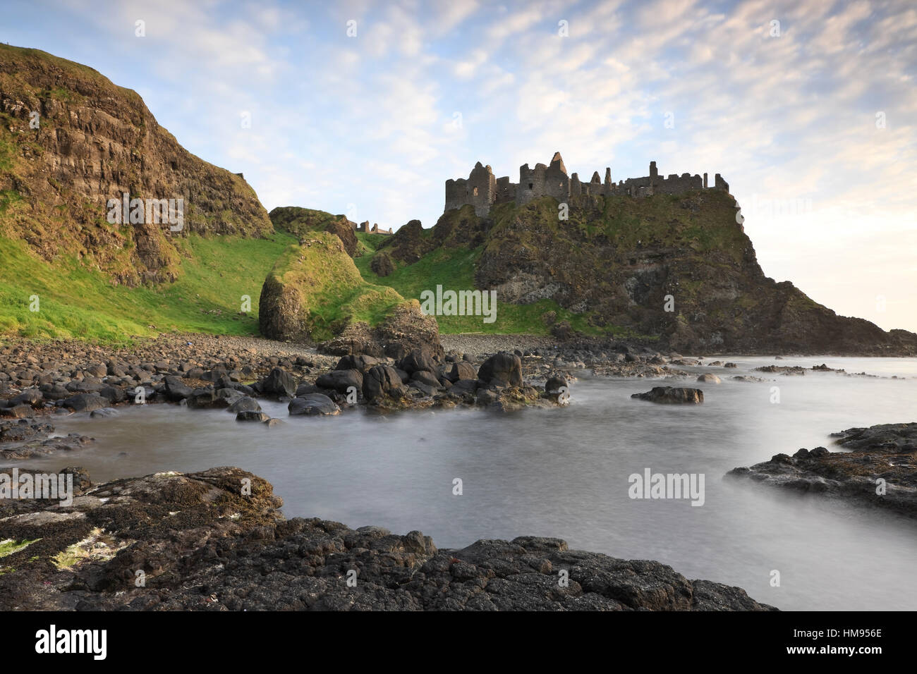 Dunluce Castle, County Antrim, Ulster, Nordirland, Vereinigtes Königreich Stockfoto