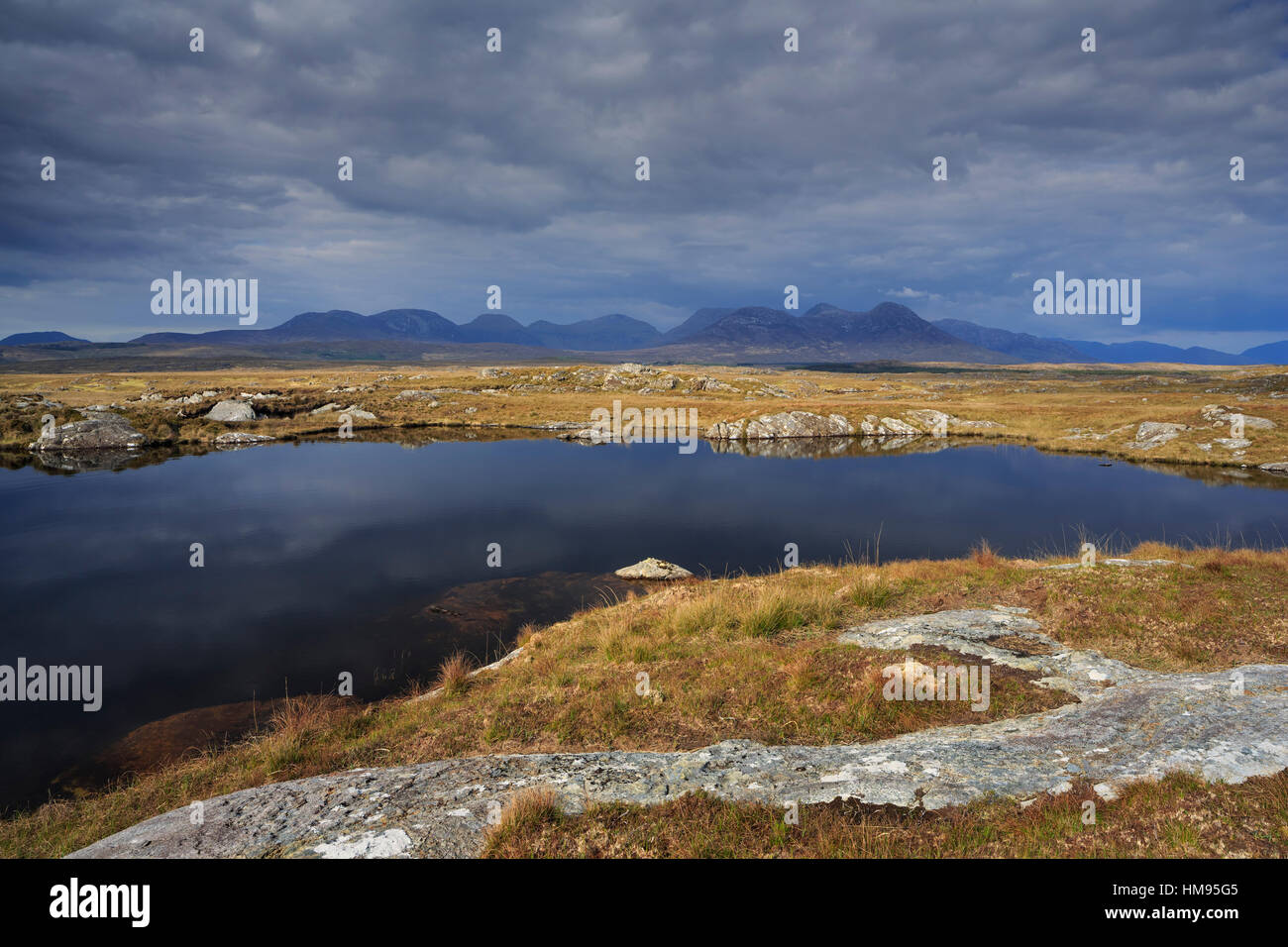Roundstone Bog und 12 Bens, Connemara, County Galway, Connacht, Republik Irland Stockfoto