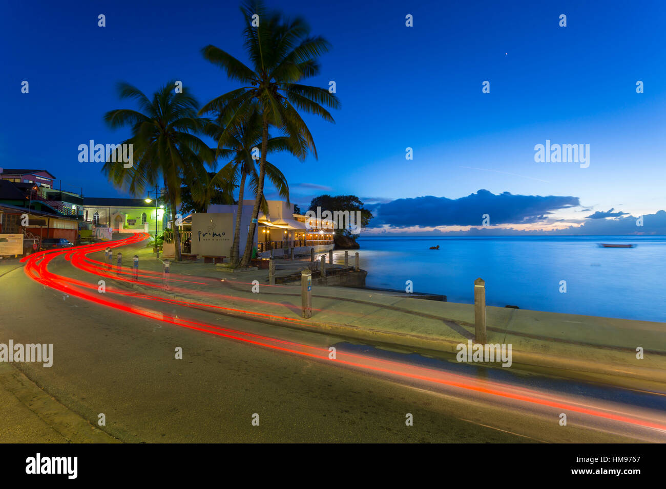 St. Lawrence Gap bei Dämmerung, Christ Church, Barbados, Karibik, Karibik, Mittelamerika Stockfoto