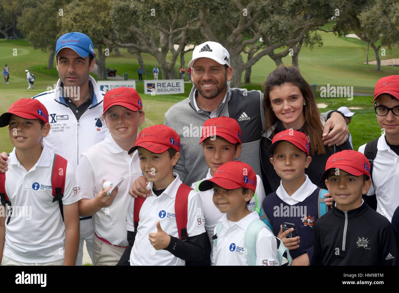 Golfer Sergio Garcia und Bullfighther Enrique Ponce während der Open Golf Spanien Sotogrande am Mittwoch, 13. April 2016. Stockfoto