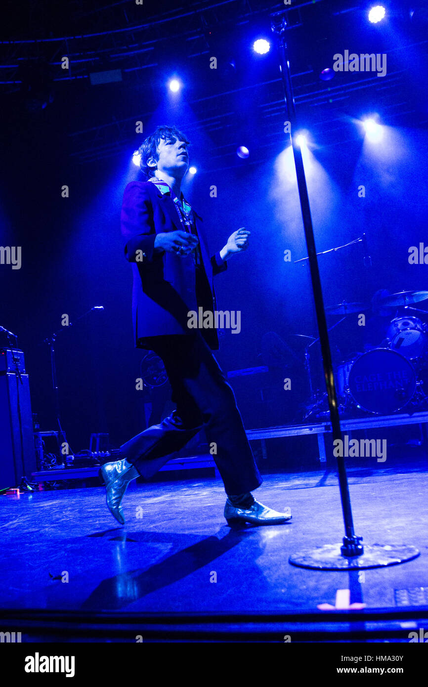 Mailand, Italien. 31. Januar 2017. Die US-amerikanische Rockband CAGE THE ELEPHANT bei Fabrique tritt, präsentieren ihr neue Album "Kalt kalt kalt" Credit: Rodolfo weitertransferiert/Alamy Live News Stockfoto