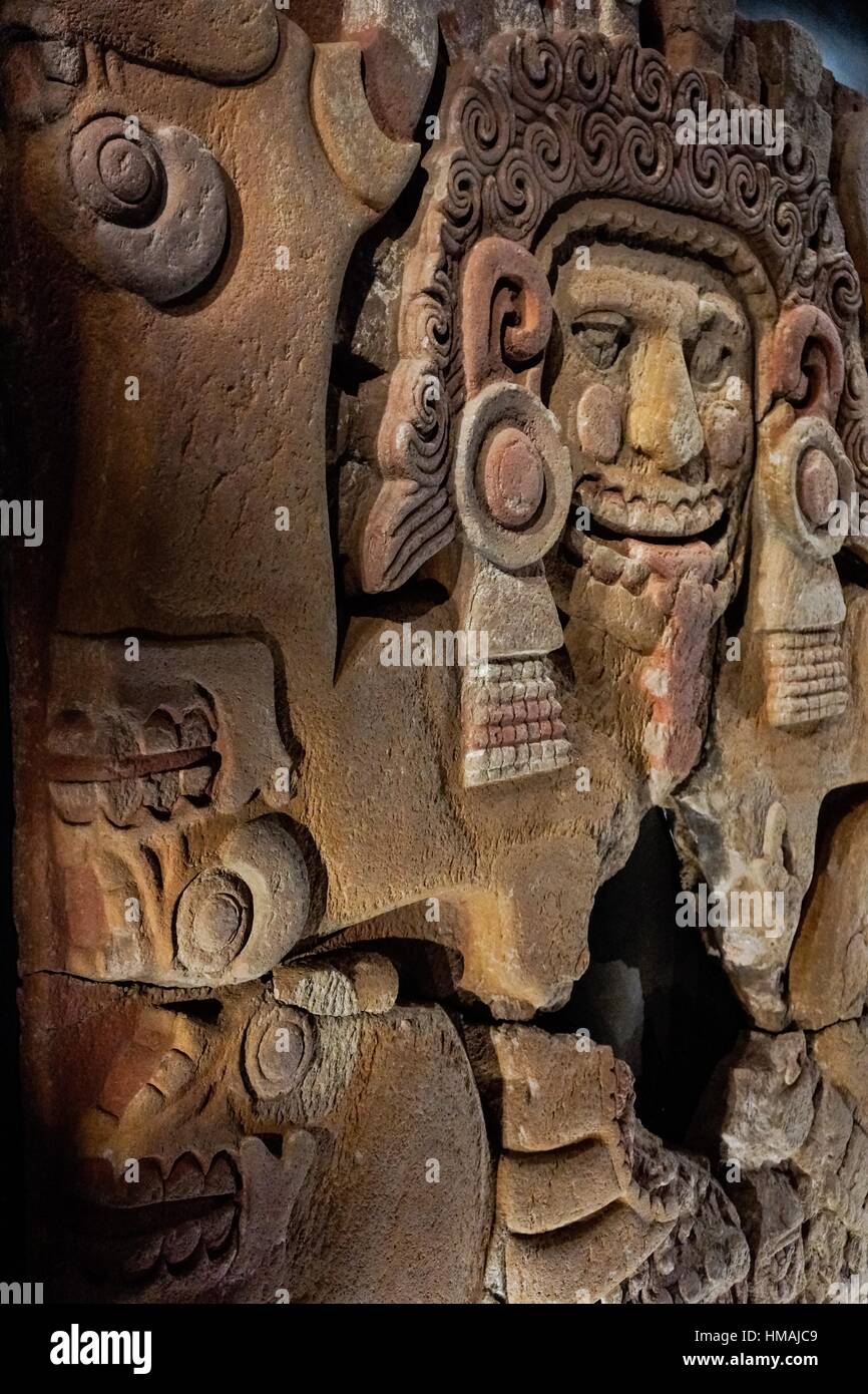 Tlaltecuhtli monolith Fotos und Bildmaterial in hoher Auflösung Alamy