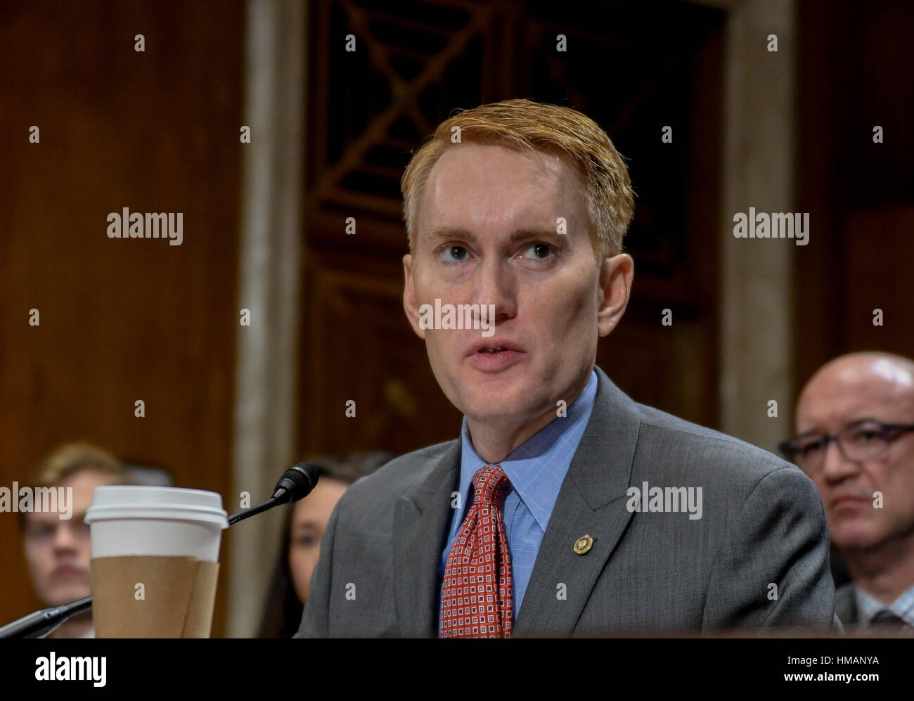 Washington, DC., USA, 18.. Januar 2017 Senator James Lankford (R-OK) am Zeugentisch während der Bestätigungsvernehmungen für Scott Pruitt als Administrator der EPA Foto: Mark Reinstein Stockfoto