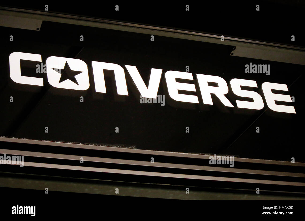 Das Logo der Marke "Converse", Berlin. Stockfoto