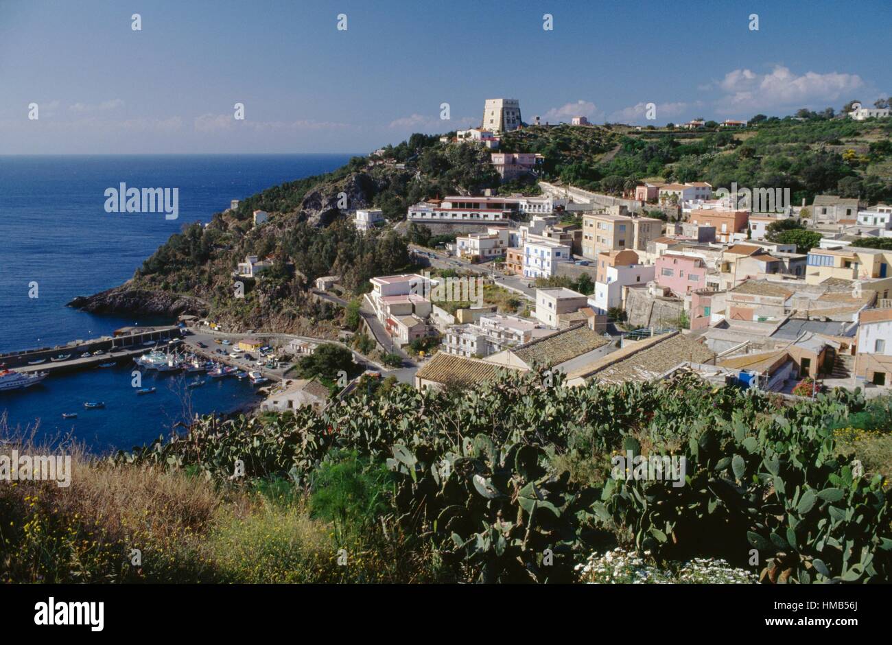 Ustica seinen hafen Fotos und Bildmaterial in hoher Auflösung Alamy