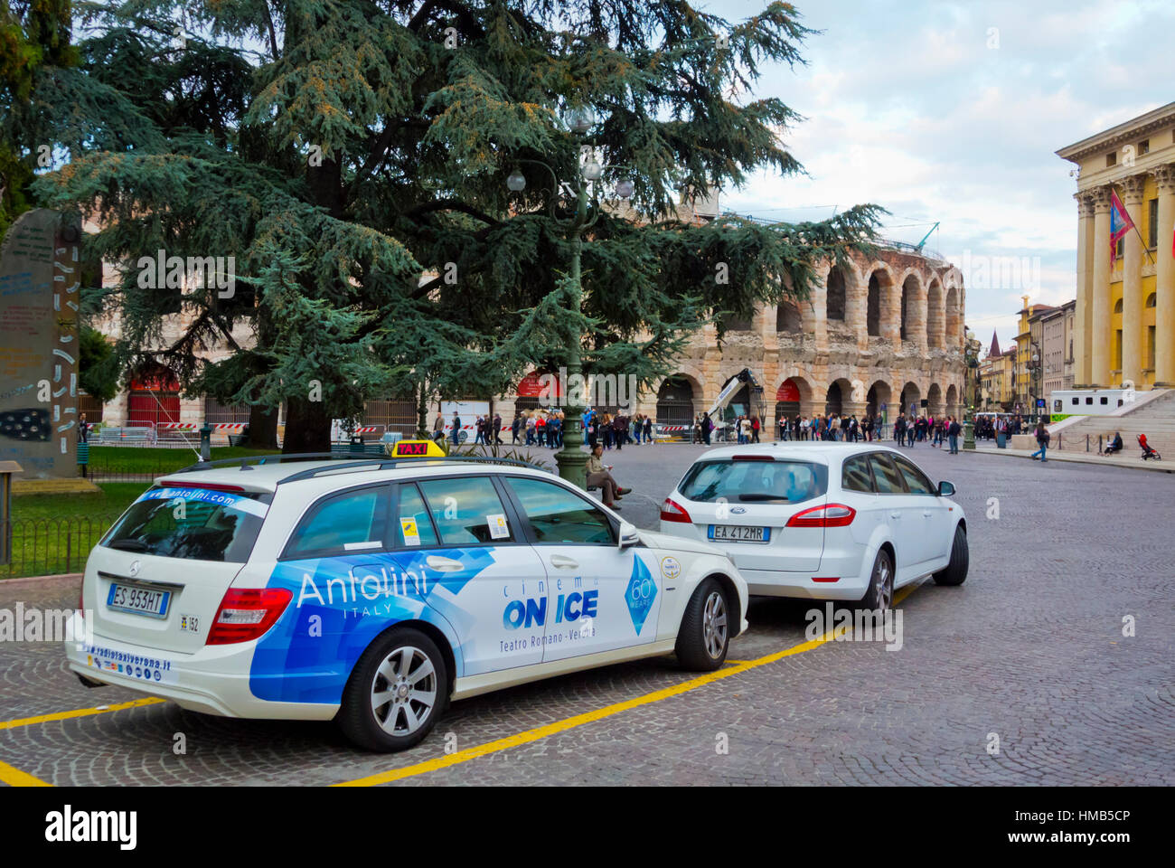Taxis, Piazza Bra, Verona, Veneto, Italien Stockfoto