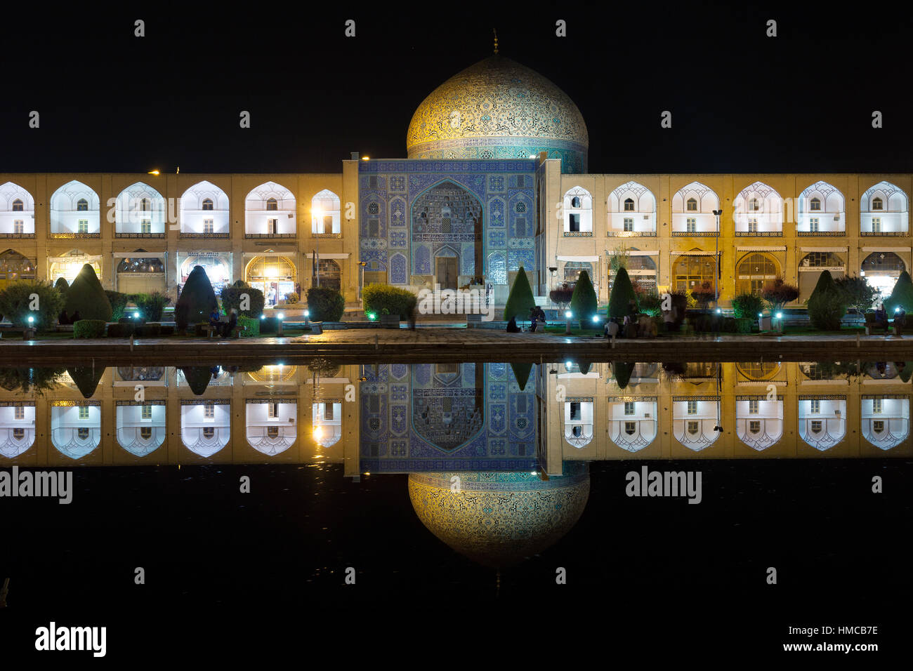 Sheikh Lotfollah-Moschee bei Nacht, Isfahan, Iran Stockfoto